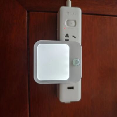 Motion Sensor LED Night Lights EU/US Plug Dimmable Cabinet Light for Baby Bedside Bedroom Corridor Wireless Night Lamp Lighting